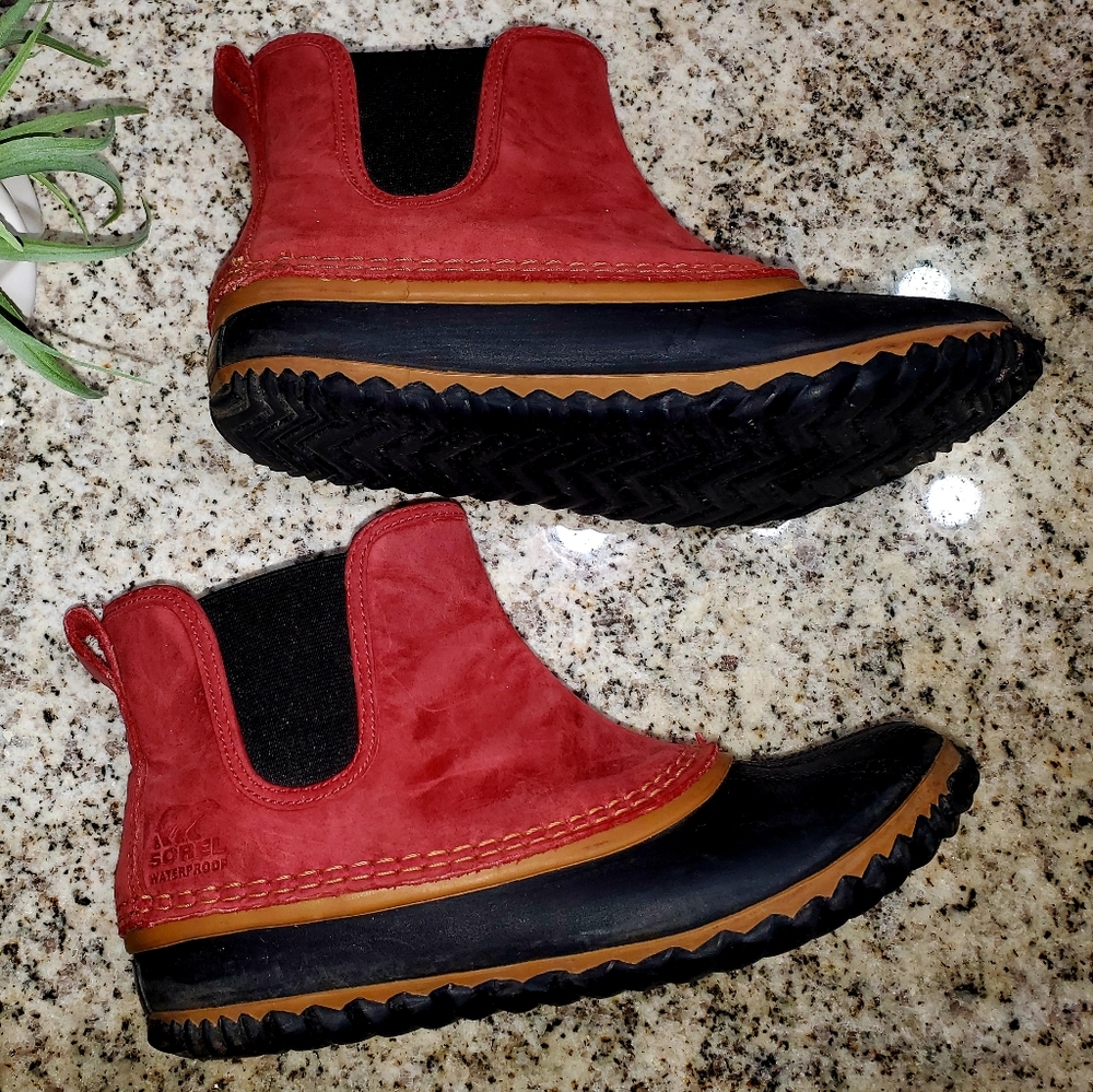 SOLD - Sorel Out N About - SOLD